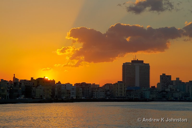 1110_7D_2619-20 HDR.jpg - Sunset over the Malecon, Havana
